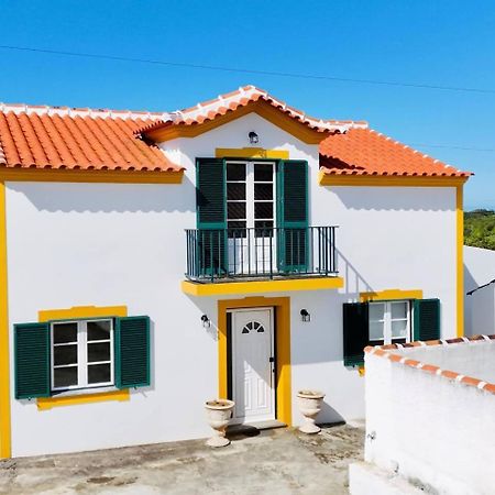 The Biscuit House By Pontanegraazores Praia da Vitoria Bagian luar foto
